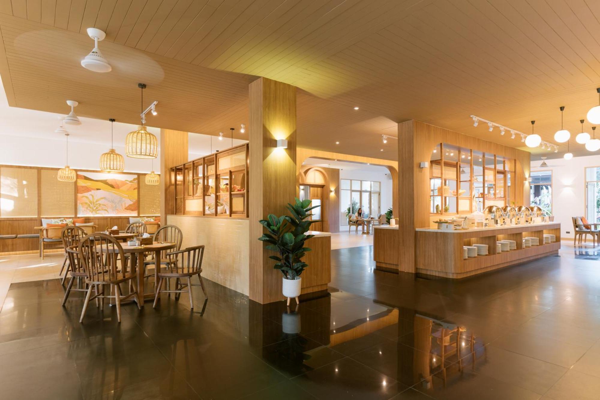 Apsara Beachfront Resort & Villa - Sha Extra Plus Khaulak Kültér fotó